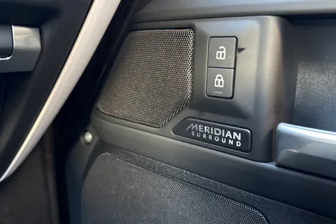 KW74FXV Land Rover Defender 110 3.0 D350 X-Dynamic HSE 5dr Thumbnail #26