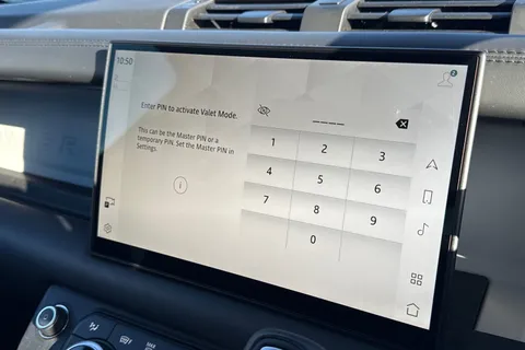 KW74FXV Land Rover Defender 110 3.0 D350 X-Dynamic HSE 5dr Thumbnail #39