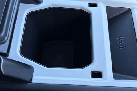 KW74FXV Land Rover Defender 110 3.0 D350 X-Dynamic HSE 5dr Thumbnail #48