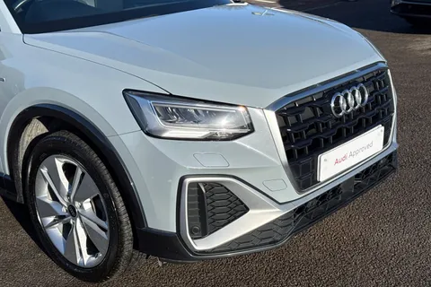 FV70PMY Audi Q2 S line 35 TFSI 150 PS S tronic Thumbnail #10