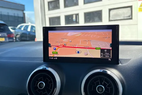 FV70PMY Audi Q2 S line 35 TFSI 150 PS S tronic Thumbnail #18