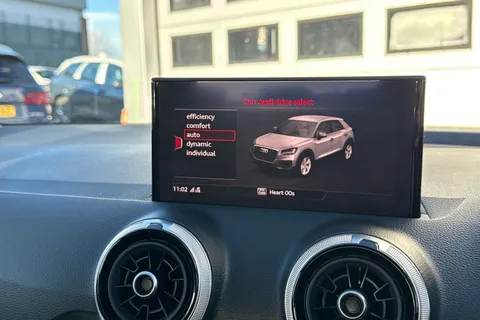 FV70PMY Audi Q2 S line 35 TFSI 150 PS S tronic Thumbnail #35