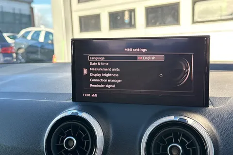 FV70PMY Audi Q2 S line 35 TFSI 150 PS S tronic Thumbnail #47