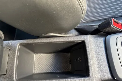 FV70PMY Audi Q2 S line 35 TFSI 150 PS S tronic Thumbnail #50