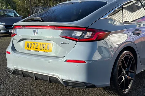 9 of 55 for HONDA CIVIC 2.0 eHEV Advance 5dr CVT