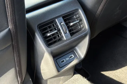 25 of 55 for HONDA CIVIC 2.0 eHEV Advance 5dr CVT