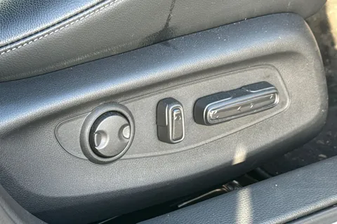 30 of 55 for HONDA CIVIC 2.0 eHEV Advance 5dr CVT