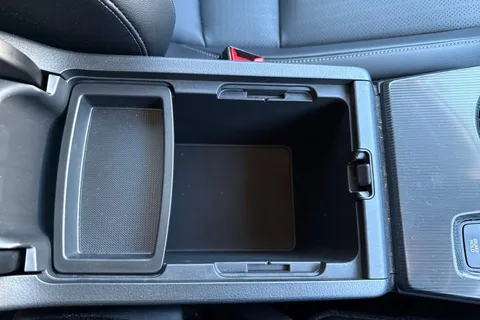 39 of 55 for HONDA CIVIC 2.0 eHEV Advance 5dr CVT