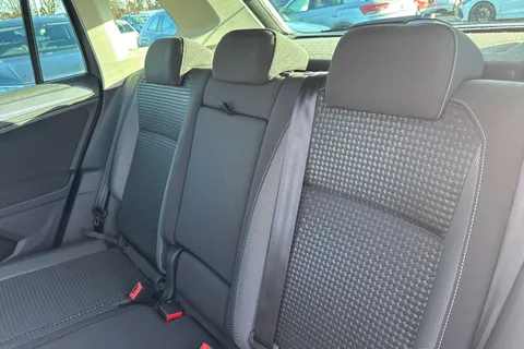 ML22HHF Volkswagen Tiguan 1.5 TSI Active 5dr **ELECTRIC TAILGATE** Thumbnail #14