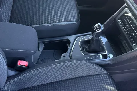 ML22HHF Volkswagen Tiguan 1.5 TSI Active 5dr **ELECTRIC TAILGATE** Thumbnail #20