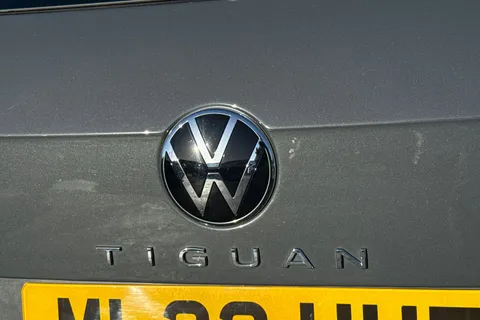 ML22HHF Volkswagen Tiguan 1.5 TSI Active 5dr **ELECTRIC TAILGATE** Thumbnail #25