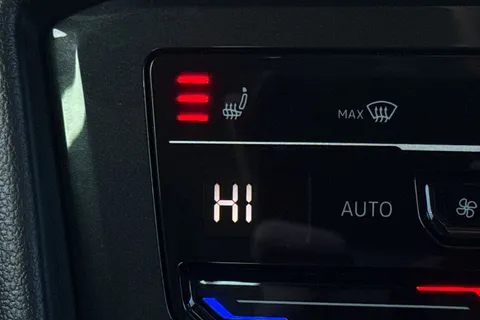 ML22HHF Volkswagen Tiguan 1.5 TSI Active 5dr **ELECTRIC TAILGATE** Thumbnail #40