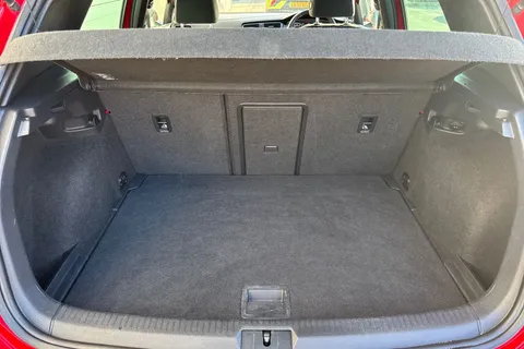 6 of 62 for VOLKSWAGEN GOLF 2.0 TSI GTI 5dr