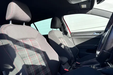 23 of 62 for VOLKSWAGEN GOLF 2.0 TSI GTI 5dr