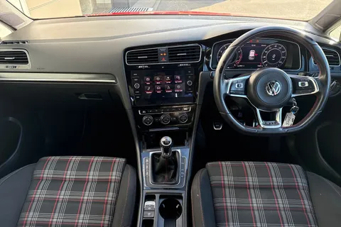 25 of 62 for VOLKSWAGEN GOLF 2.0 TSI GTI 5dr