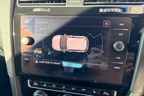 49 of 62 for VOLKSWAGEN GOLF 2.0 TSI GTI 5dr