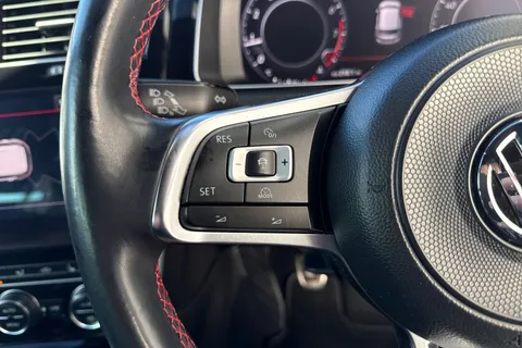 50 of 62 for VOLKSWAGEN GOLF 2.0 TSI GTI 5dr