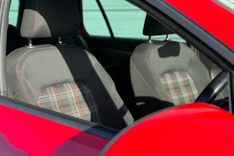 58 of 62 for VOLKSWAGEN GOLF 2.0 TSI GTI 5dr