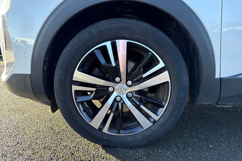 KS23CEN PEUGEOT 3008 1.2 PureTech GT EAT Euro 6 (s/s) 5dr Thumbnail #14
