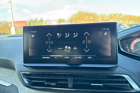 KS23CEN PEUGEOT 3008 1.2 PureTech GT EAT Euro 6 (s/s) 5dr Thumbnail #23