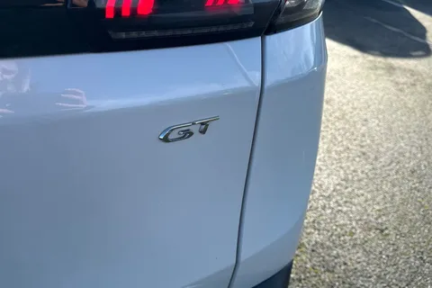 KS23CEN PEUGEOT 3008 1.2 PureTech GT EAT Euro 6 (s/s) 5dr Thumbnail #35