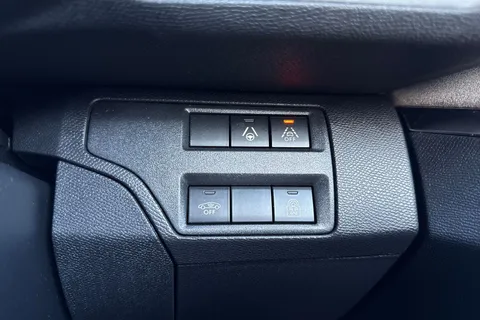 KS23CEN PEUGEOT 3008 1.2 PureTech GT EAT Euro 6 (s/s) 5dr Thumbnail #43