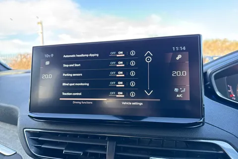 KS23CEN PEUGEOT 3008 1.2 PureTech GT EAT Euro 6 (s/s) 5dr Thumbnail #53