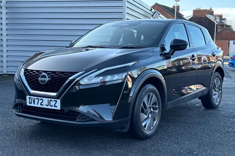 DV72JCZ Nissan Qashqai 1.3 DIG-T MHEV Acenta Premium Euro 6 (s/s) 5dr Thumbnail #26