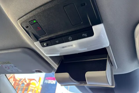 DV72JCZ Nissan Qashqai 1.3 DIG-T MHEV Acenta Premium Euro 6 (s/s) 5dr Thumbnail #47