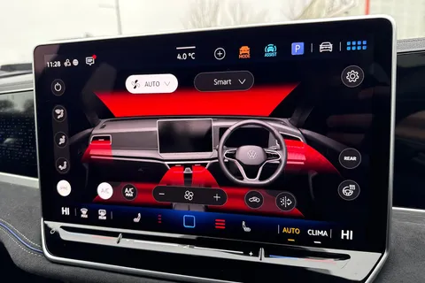 KP75LNM Volkswagen Passat 1.5 eTSI R-Line 5dr DSG Thumbnail #21