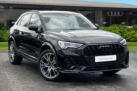 LS75YLT Audi Q3 Black Edition 35 TFSI 150 PS S tronic Thumbnail #2