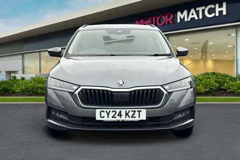 5 of 48 for SKODA OCTAVIA 1.4 TSI iV SE Technology DSG 5dr