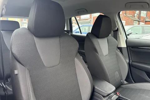 20 of 48 for SKODA OCTAVIA 1.4 TSI iV SE Technology DSG 5dr