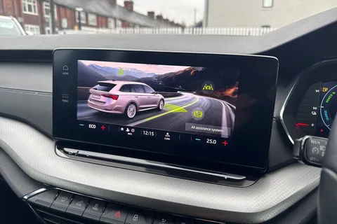 34 of 48 for SKODA OCTAVIA 1.4 TSI iV SE Technology DSG 5dr