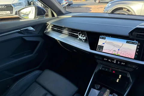 GF21CXX Audi A3 S line 35 TFSI 150 PS S tronic Thumbnail #21