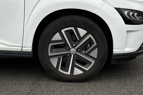 11 of 53 for HYUNDAI KONA 150kW Premium 64kWh 5dr Auto