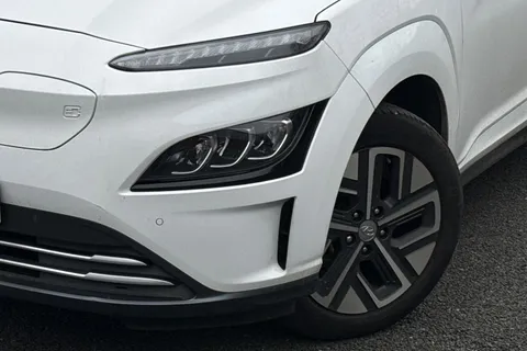 25 of 53 for HYUNDAI KONA 150kW Premium 64kWh 5dr Auto