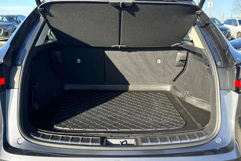 AK74KZT Lexus Nx 2.5 350h E-CVT FWD Euro 6 (s/s) 5dr Thumbnail #8