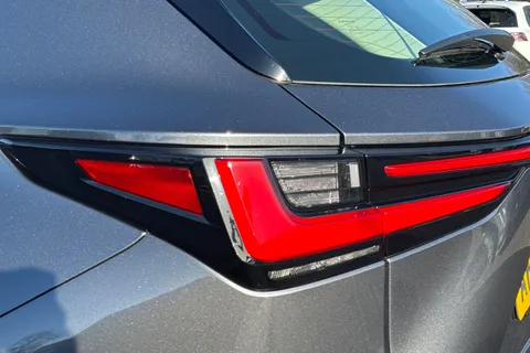 AK74KZT Lexus Nx 2.5 350h E-CVT FWD Euro 6 (s/s) 5dr Thumbnail #9