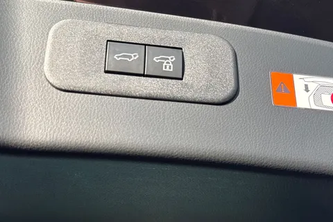 AK74KZT Lexus Nx 2.5 350h E-CVT FWD Euro 6 (s/s) 5dr Thumbnail #27