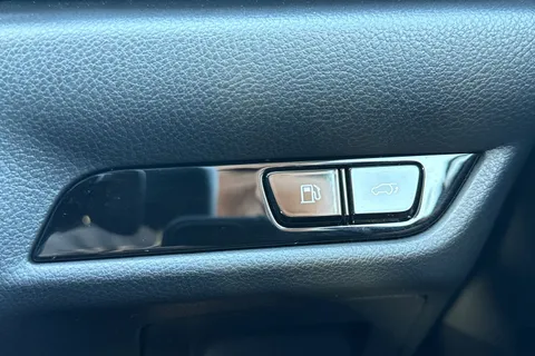 AK74KZT Lexus Nx 2.5 350h E-CVT FWD Euro 6 (s/s) 5dr Thumbnail #32