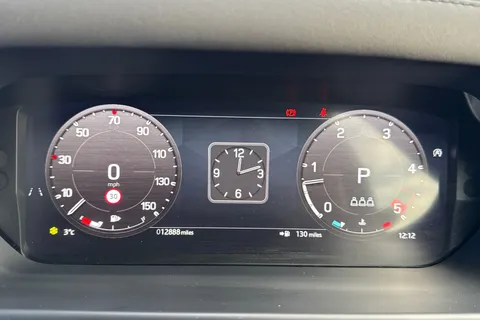 KT73NYG Land Rover Defender 110 3.0 D300 X-Dynamic SE 5dr Thumbnail #18