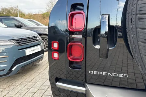 KT73NYG Land Rover Defender 110 3.0 D300 X-Dynamic SE 5dr Thumbnail #28
