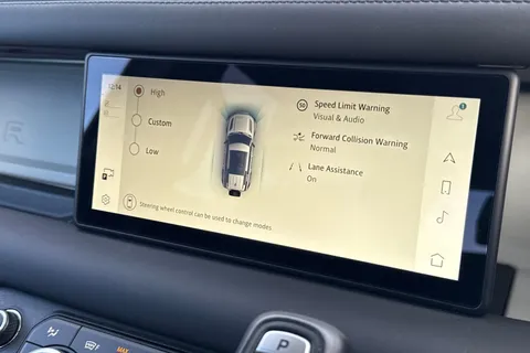 KT73NYG Land Rover Defender 110 3.0 D300 X-Dynamic SE 5dr Thumbnail #42