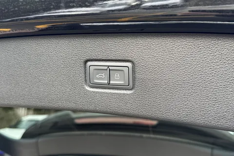  Audi SQ7 4.0 TFSI V8 Black Edition Tiptronic quattro Euro 6 (s/s) 5dr Thumbnail #35