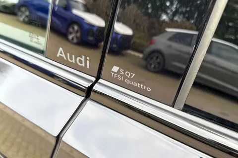  Audi SQ7 4.0 TFSI V8 Black Edition Tiptronic quattro Euro 6 (s/s) 5dr Thumbnail #42