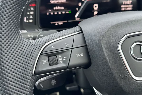  Audi SQ7 4.0 TFSI V8 Black Edition Tiptronic quattro Euro 6 (s/s) 5dr Thumbnail #43