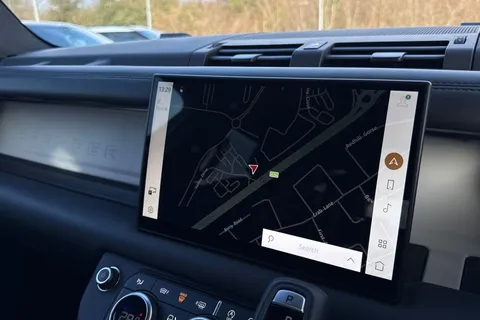 KT74UHS Land Rover Defender 110 3.0 D350 X-Dynamic HSE 5dr Thumbnail #13