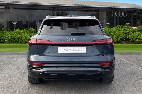 4 of 51 for Audi Q8 e-tron Sport 55 e-tron quattro 300,00 kW