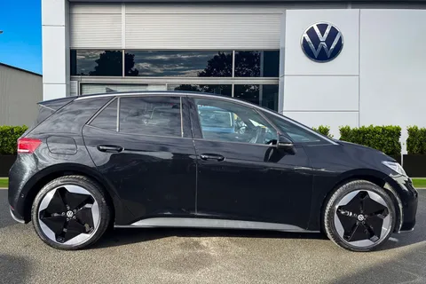3 of 48 for Volkswagen ID.3 150kW Match Pro S 77kWh 5dr Auto Heated Seats | Ambient Lighting